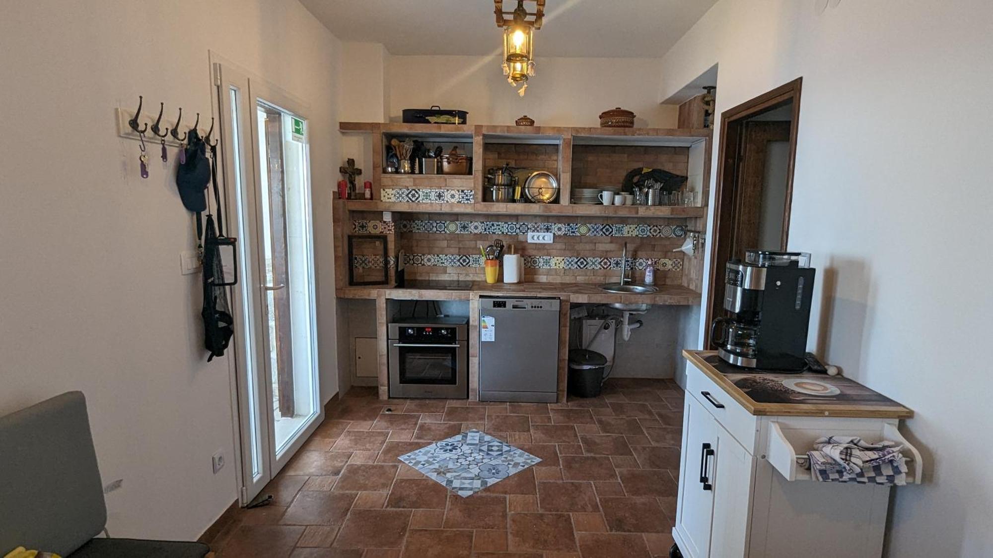 Paradies Apartments Prizba Blato  外观 照片