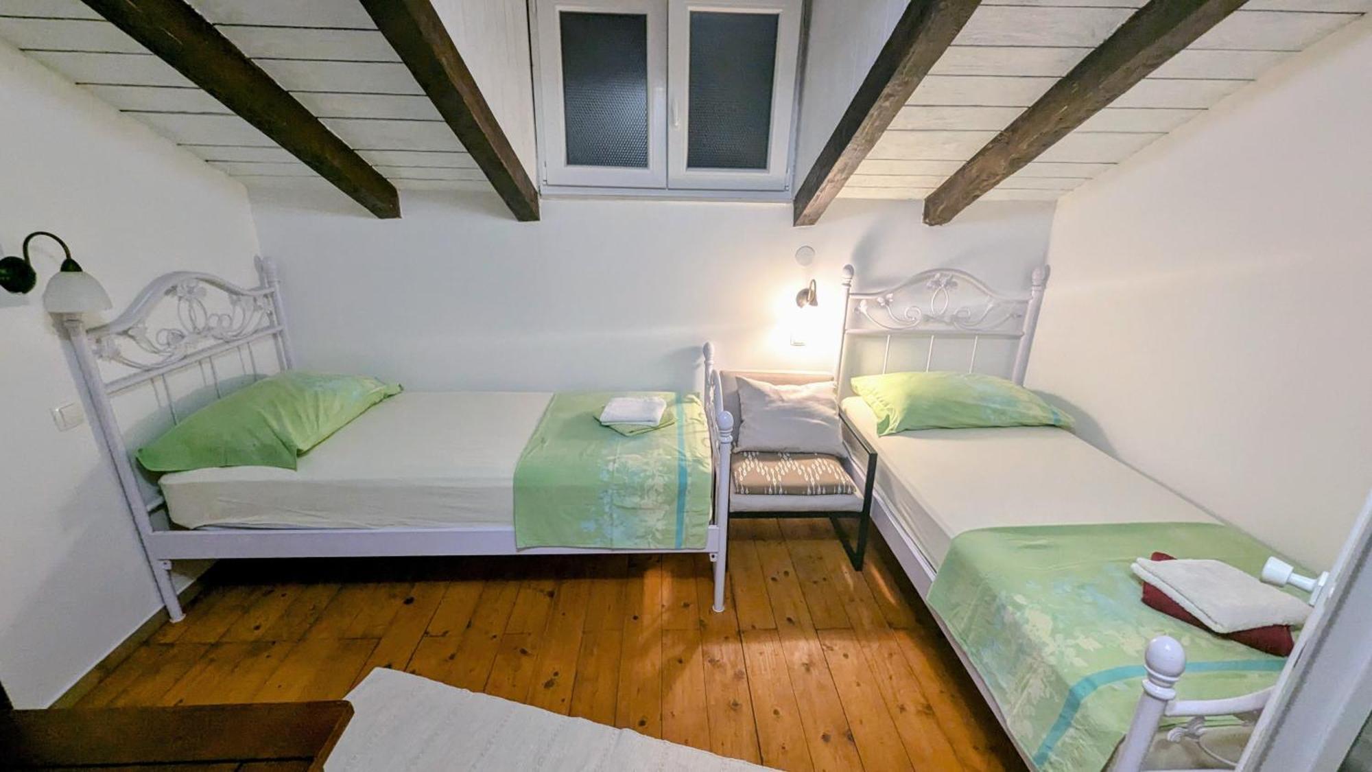Paradies Apartments Prizba Blato  外观 照片