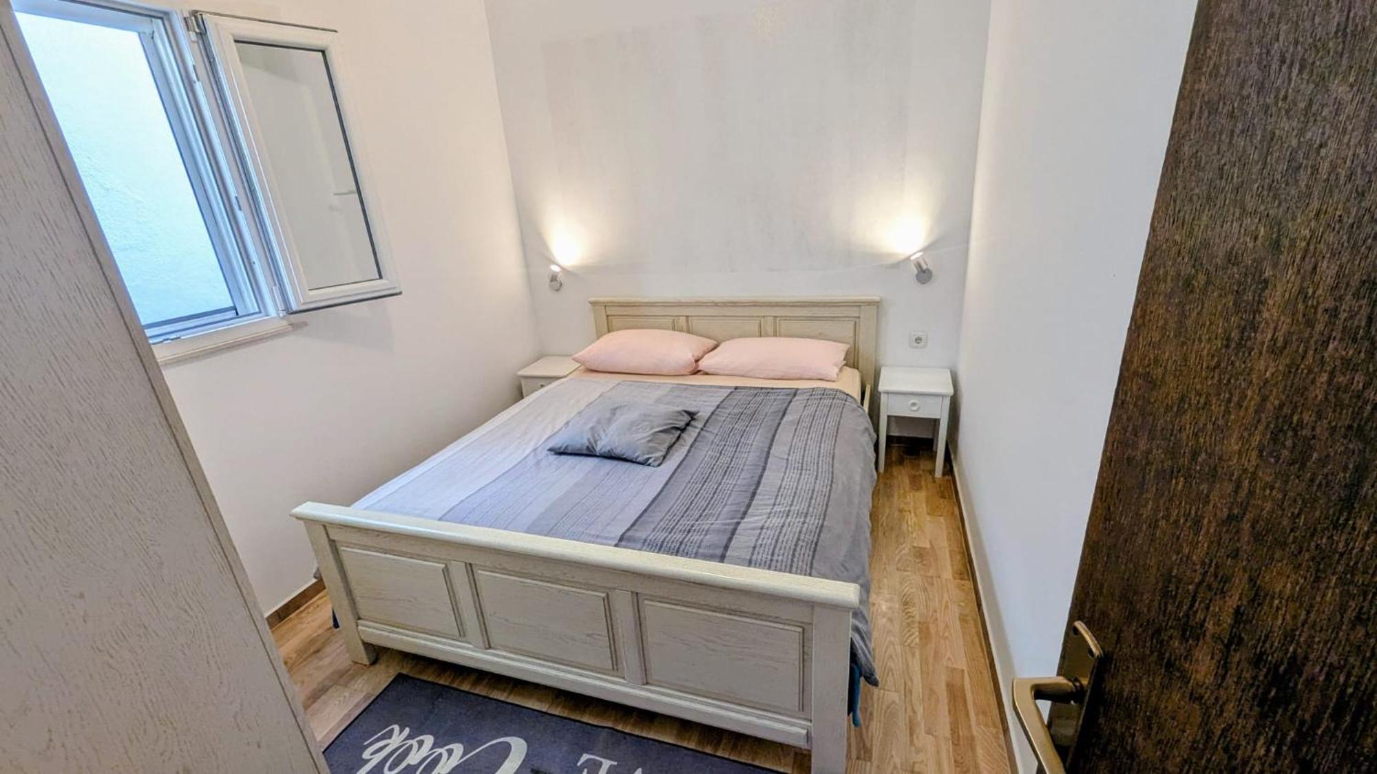 Paradies Apartments Prizba Blato  外观 照片